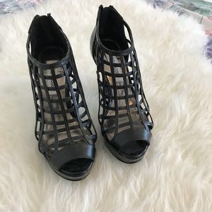 Steve Madden Caged Heel